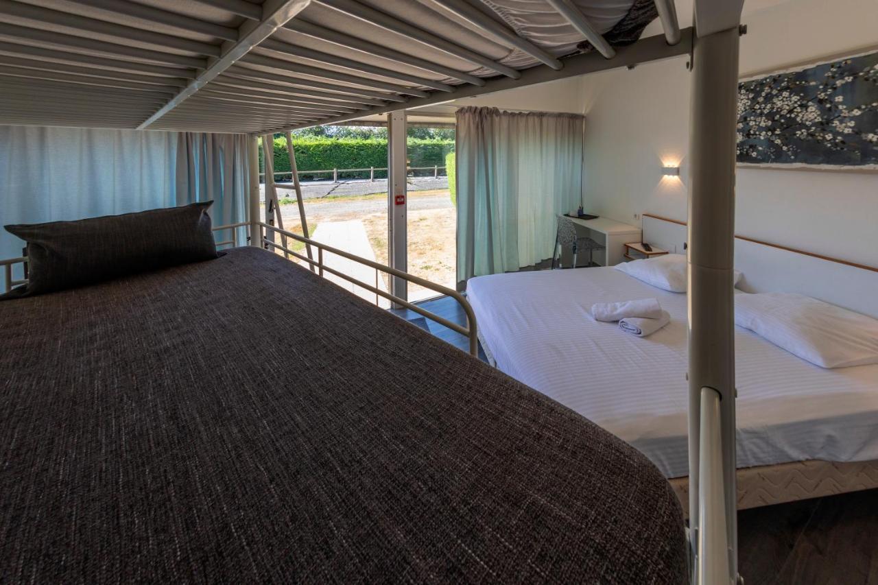 La Jalousie Hotell Saint-Aignan-de-Cramesnil Eksteriør bilde