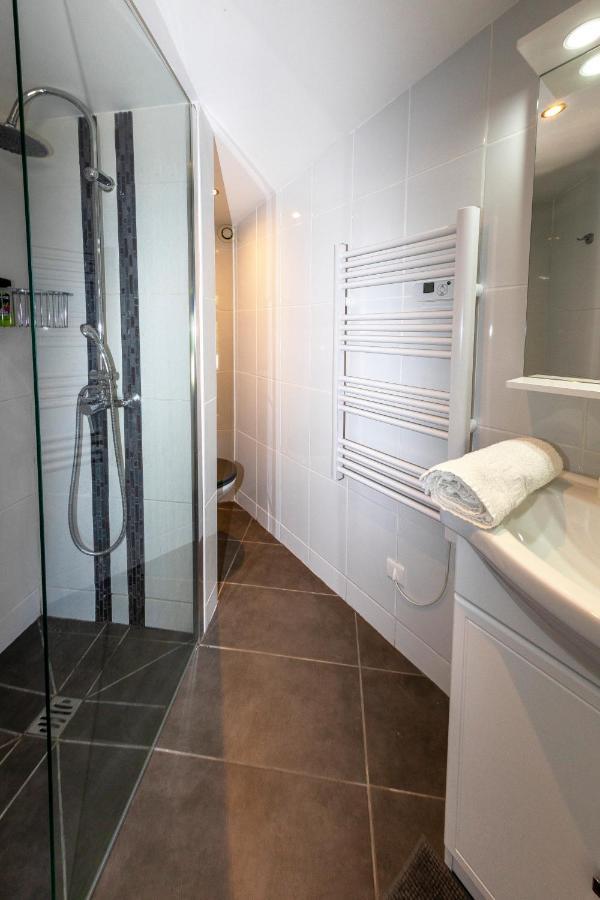 La Jalousie Hotell Saint-Aignan-de-Cramesnil Eksteriør bilde
